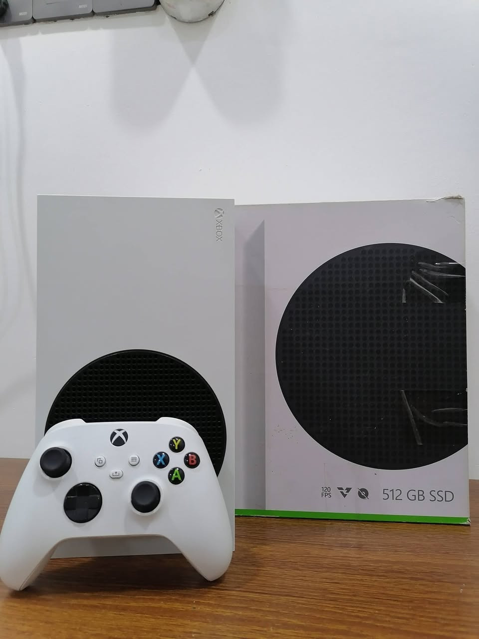 السلام عليكم....
اكس بوكس سيريس اس 512GB
اصدار 2023 الجهاز نظيف مثل ما موضح بالصور
الجهاز جديد ما مفتوح لوك ستيكر
يجي وي الجهاز بطاريات دبل من شركة DOBE ويا قاعده شحن 
بالاضافة الجهاز يجي وياه حساب في لعبة Warzon
السعر 400 الف وبيه مجال
الموقع : الموصل الجانب الايسر
للاستفسار على الخاص او على الواتساب
***********
