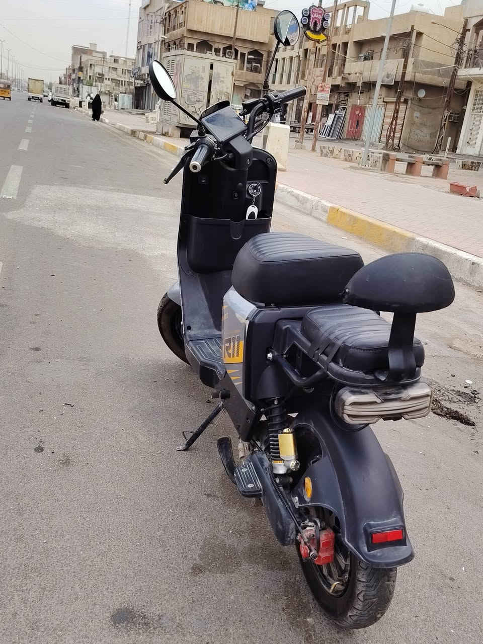 سلام عليكم عدي دراجه شحن لبيع نوع ار 11دراجه جديده وحلوه تخبل بطرياته جدد دراجه جديده بل جيس بصمه سويج بيه نضام Rبيه نضام Pبيه 4سرع سرعه 120بطرياته جدد خمسه كبار بيه نضام قفل ستيرن بيه منفذ يوسبي دراجه جديده كامله مكمله حلوه وجديده اني لو ما محتاج فلوس ما بيعه بس محتاج فلوس وريد ابيعه بيه نضام ضد لسرقه لسعر 400وبيه مجال لطيبين رقمي ***********مكاني بغداد بل مدينه

