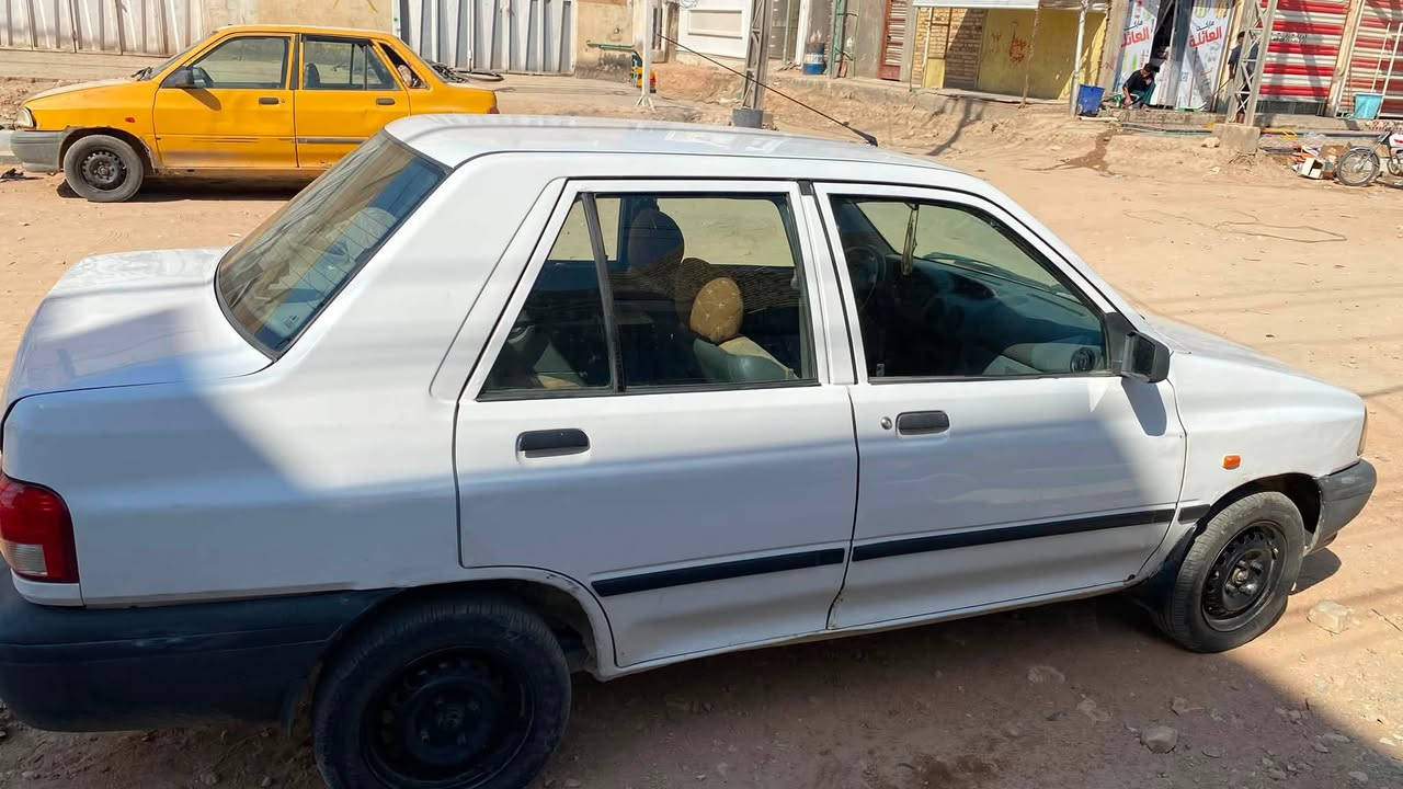 سلام عليكم سايبا موديل ٢٠١٥ 
السياره جاهزة كير ومكينه و حداديه تخم تاير 
تبريده شغال مكفوله من التبديل والظربه القويه
 فقط طخات ومكحله السياره
السعر ٢٩ وبيها مجال للشراي 
 السنويه ٢٠٢٧ راعيه جاري 
المكان ديوانيه حي الصدر الثاني 
 للاتصال *********** مكلف بالنشر رجاء
