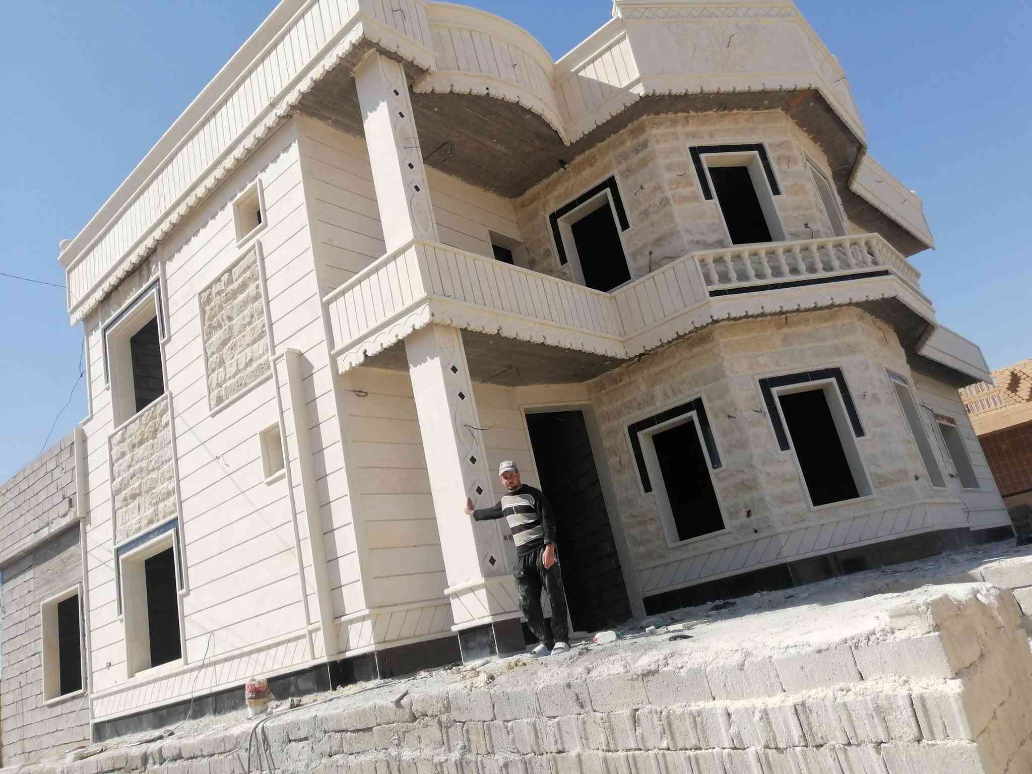 يوجد كادر حجر حلان بسعر مناسب شغل شرط هندسه من يرغب بل عمل يتصل عل خط و الخاص مفتوح ***********
