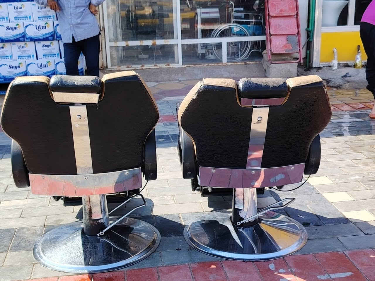 السلام عليكم كراسي درجة أولى للبيع اي ستفسار هذا رقمي *********** اتصل وبيك خير ودلل
