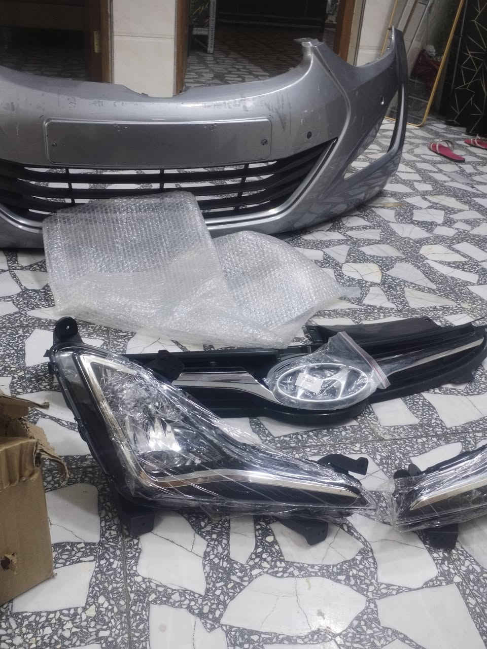 السلام عليكم غراض النتره دعاميتين اصليات واثنين بلوجكترات وشبك اللبيع السعر 250 قفل مكاني بغداد مدينه الصدر وهذا رقمي *********** الشراي يخابر
