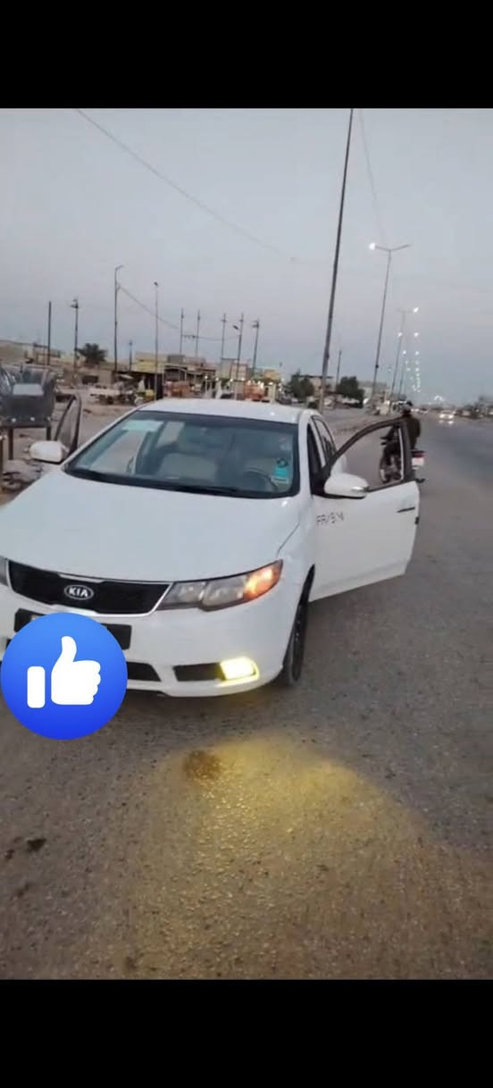 السلام عليكم كيه سيراتو مديل 2012 السياره جديده وجاهره ادوات ادوات كصه جنطه متوئمه طبق الاصل رقم وسنويه وليبل طبق الاصل كير مكينه تبريد ثلج سعررر ((38)))) اانسه االادوانز مكينه 1600 دوش كهربائات كلها شغاله مكاني نجف رقمي *********** 
رقمي وتساب ***********
