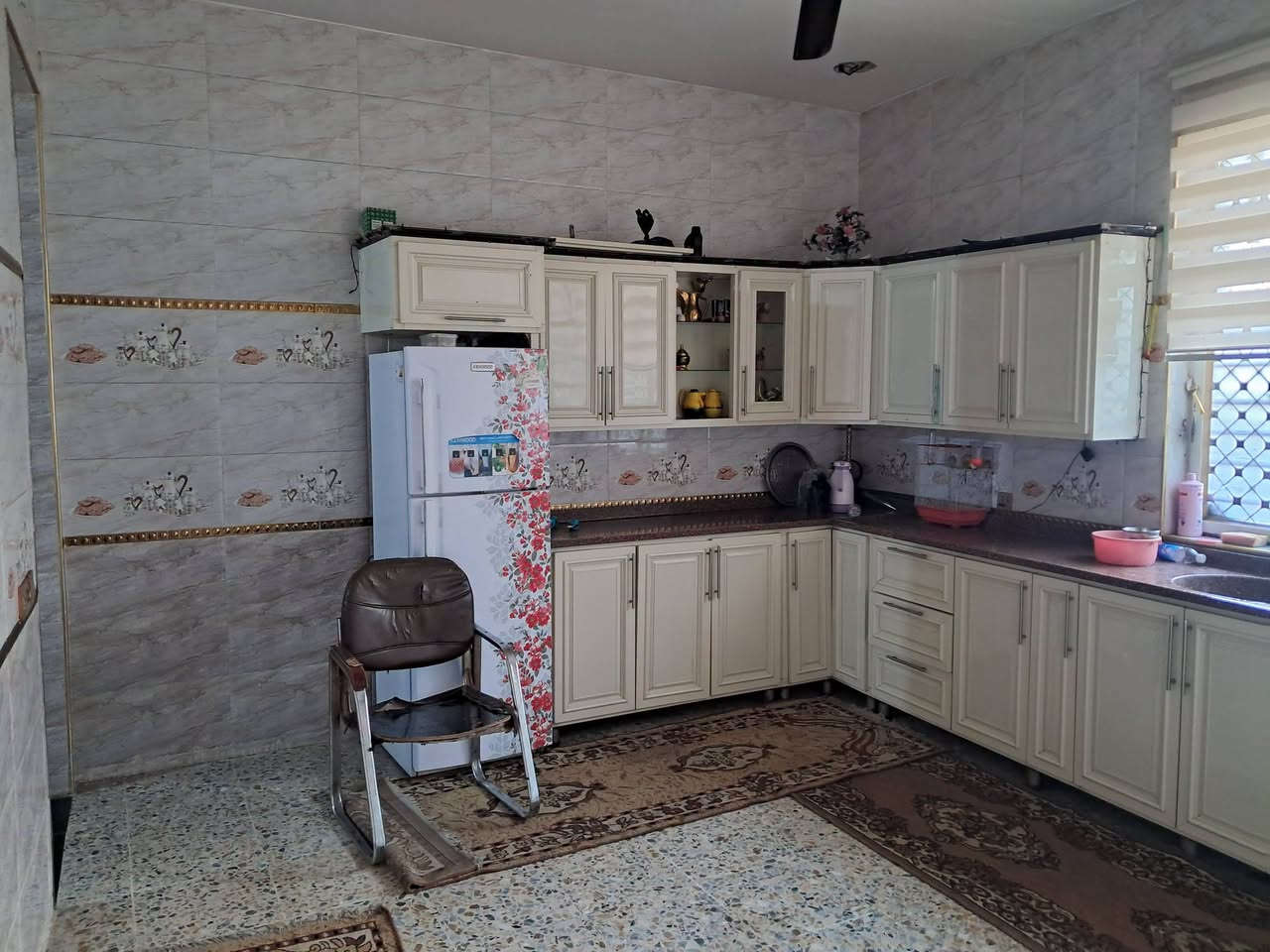 حي الفرات • 200م • دورين