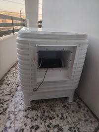 مبردة بلاستك • نظيفه • الجانب الايسر