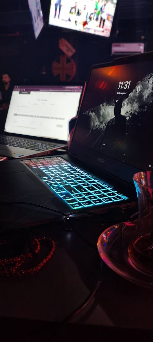 الموديل: MSI Cyborg 15 جديد استخدام اسبوع فقط 
المعالج: Intel Core 7 240H
الذاكرة العشوائية (RAM): 16GB DDR5
التخزين: 512GB SSD
كرت الشاشة: NVIDIA GeForce RTX 5060 بسعة 8GB
الشاشة: 15.6 بوصة بمعدل تحديث 144Hz

السعر 1,650 
للتواصل واتساب ***********
كربلاء طوريج
