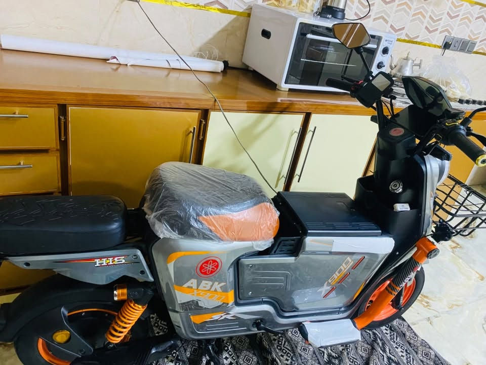 سلام عليكم درجه اللبيع موديل 27 درجه حيل نضيفه بطاريات 🔋 شرط فحص تمشي 114 *********** مكانه كركوك حي نداء
