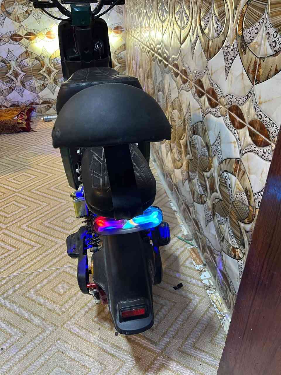 درجه  R9 موديل 26 نضيفه  نقص بيه بطاريات جيب بطاريات وفحص بكاني قبله حي شهداء رقم ***********
