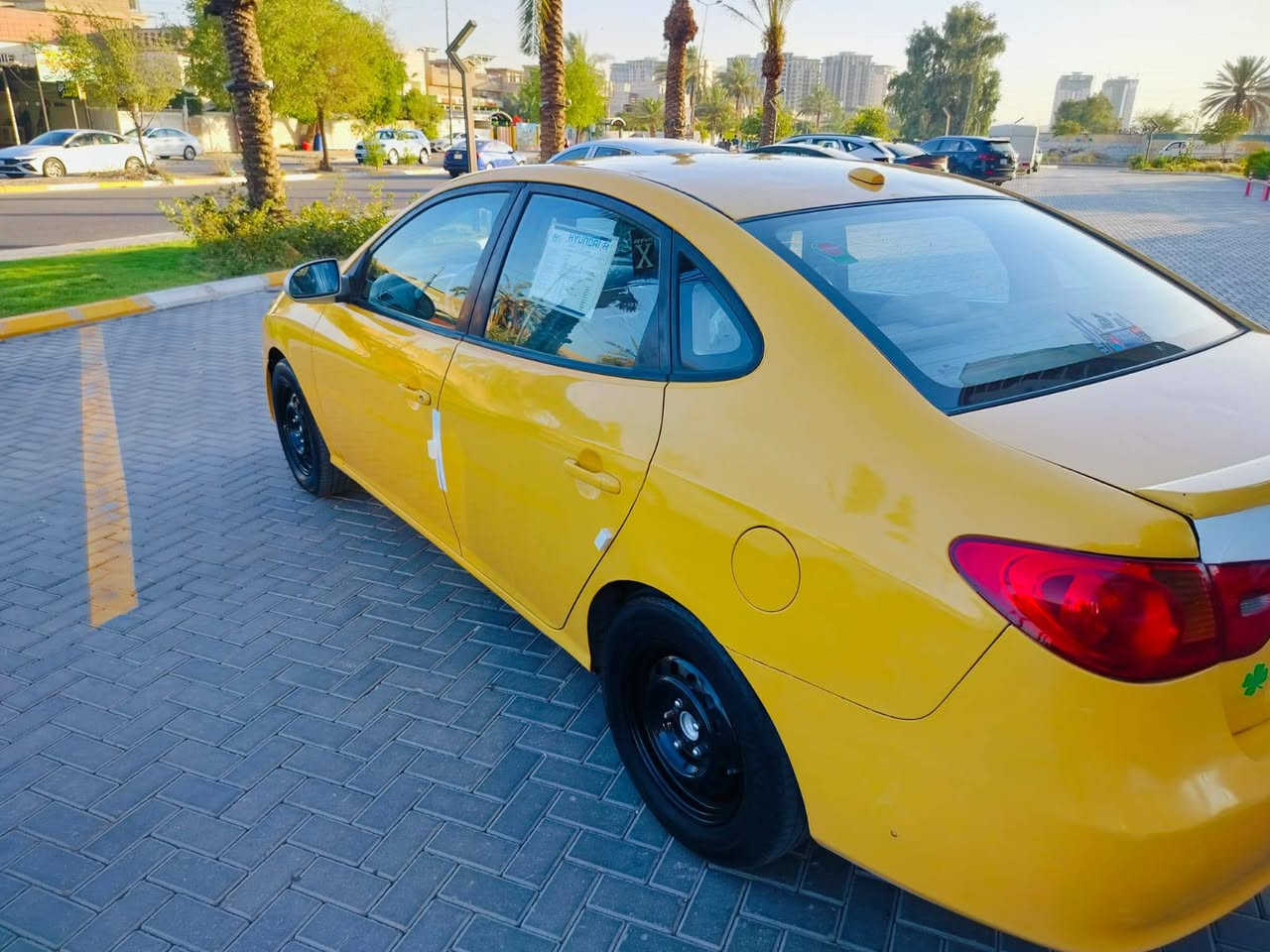 سلام عليكم ورحمه الله وبركاته النترا 2008امريكي حادثه بين الجاملغ والباب مبدل مكينه كير تبريد خير من الله مكان السياره بغداد البياع سعر 75رقم ***********
