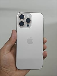 آيفون ١٦ برو ماكس • ٢٥٦ • بطارية ١٠٠