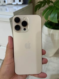 آيفون ١٦ برو ماكس • ٢٥٦ غ.ب. • بطارية ١٠٠%