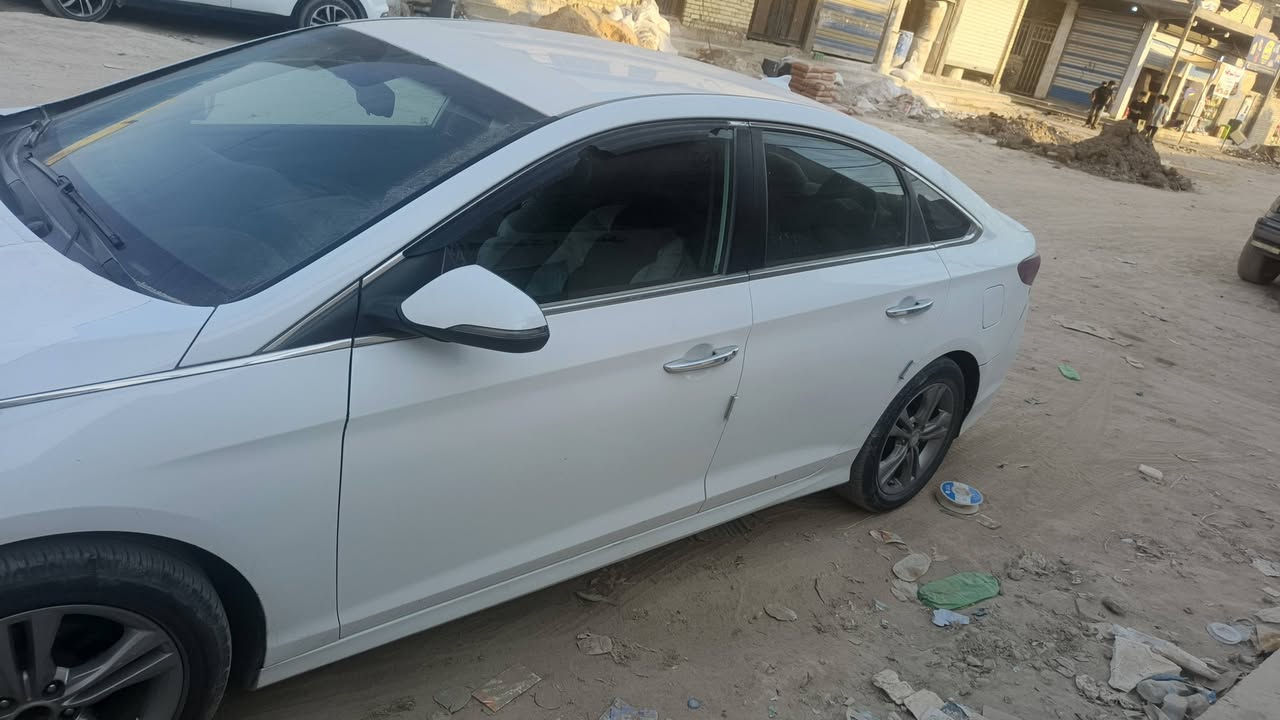 سلام عليكم
سوناتا موديل 2018 محرك2400 ضررهة جاملغ خلفي السيارة ماشية97 رقمهة بغداد  السعر118 بيهة مجال قليييييل السونار موجود بالمنشور
***********
مامتواجد ع الخاص
