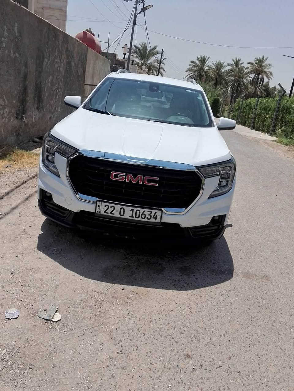 للبيع جمسي تيران ٢٠٢٣
مكان السياره بغداد السيديه 

بيها صبغ بس بنيد 

سونار بيها 

للاستفسار اتصال 

***********
