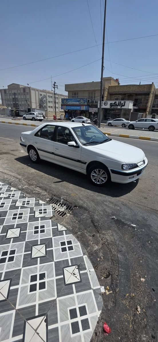 سلام عليكم بيجو بارص مديل 2026رقم بغداد حره بعدهه بوضع شركه ماشيه 4 عده وغراضهه ما مفتوحات مكانهه الكوت السعر 87 بيهه مجال جدا قليل ***********
