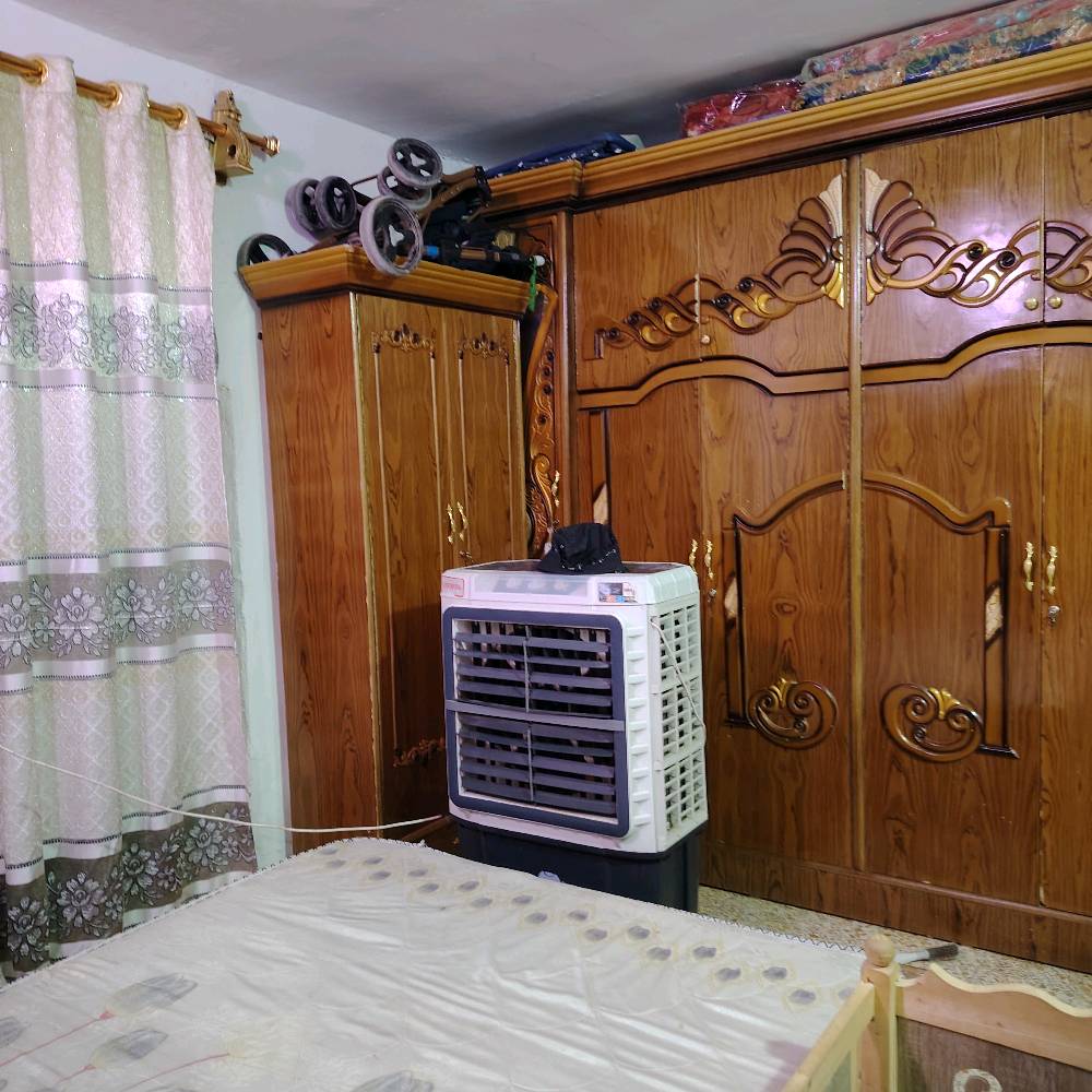 سلام عليكم  غرفه اخشاب البيع الكوت سعر 650رقم***********
