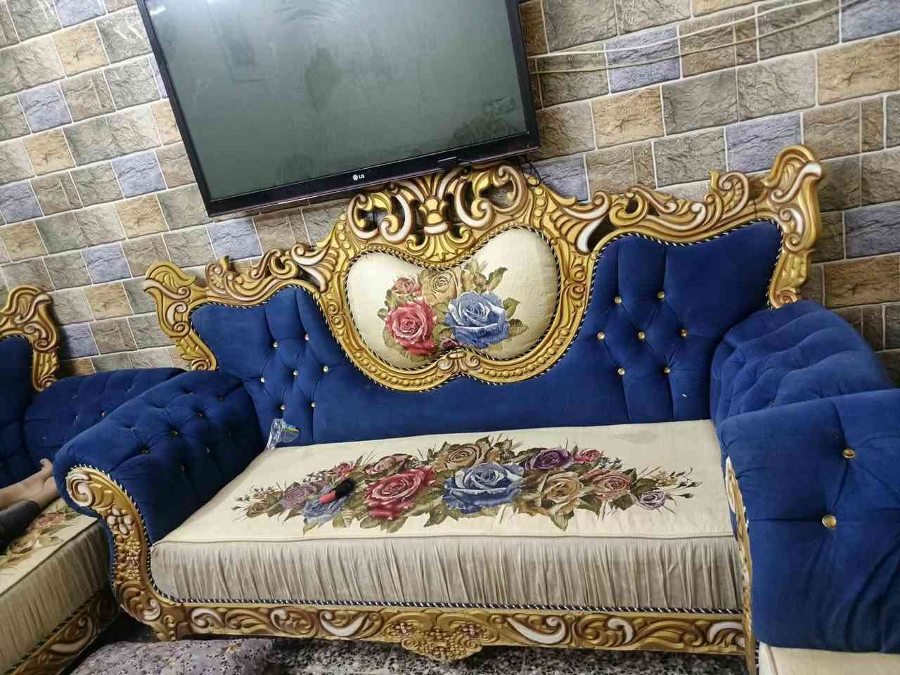 450تخم رئاسي عشره مقعد مابي ضرر حلو ونضيف جدا مكاني الحبيبيه للتصال ***********
