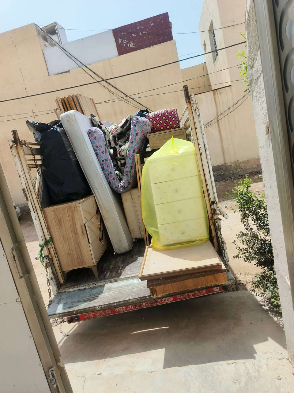 السلام عليكم👋كيه متخصص لنقل الاثاث🧳وتحويلات البيوت🏠 من سياره كيا  داخل  النجف🚛ما عليك غير تتصل وتدلل📱مع ضمان حفظ الاثاث..الي يحتاج يتصل📱🧿اتصال+واتساب+ اتصا ***********
🧿
