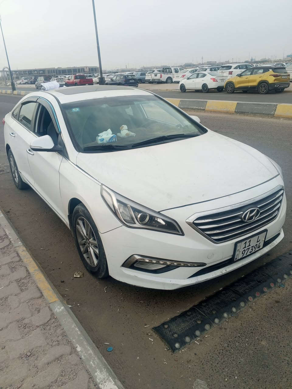 سوناتا للبيع ٢٠١٧ السيارة رقم بغداد تحويل بل الكزيزة السيارة مكينة تخربط حجي السيارة ابيعها فقل ب ٨٥ ما اطيح الف 
***********

