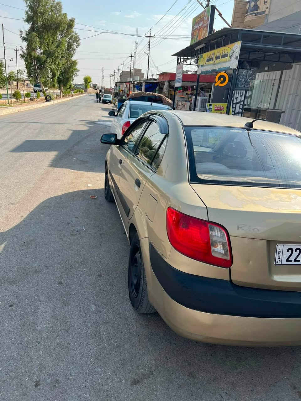 كيا ريو 2008 السياره بسمي
بيها جاملغ معجون وصبغ بدون داخل وبيها تعديلات بارد  

مكينه 16 

طالب عليها 82 وبيها مجال بيع أو مرواس بحديث 

رقمي ***********
