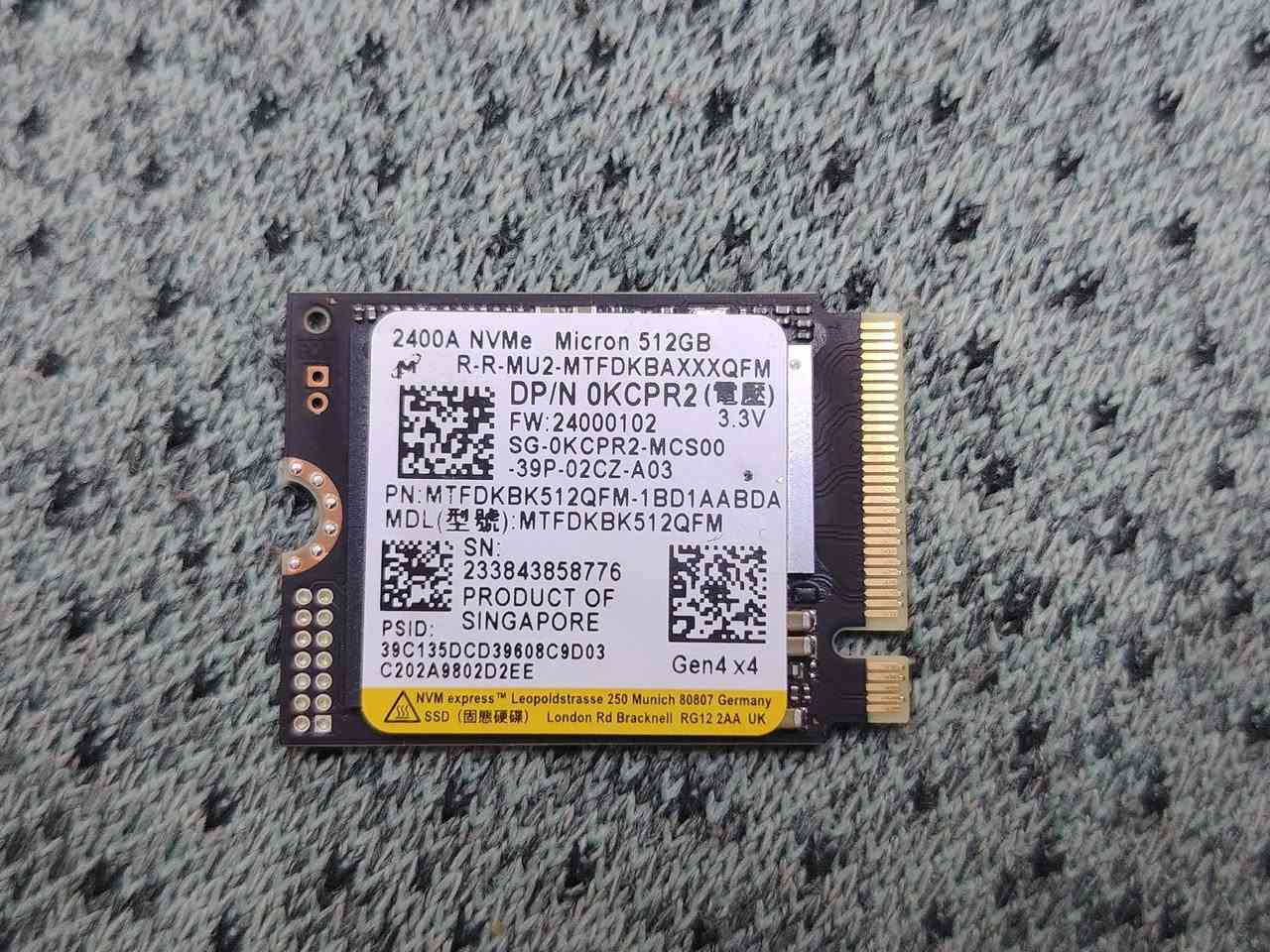 هارد للبيع m.2
Micron 2400A NVMe SSD 512GB

الموديل: MTFDKBK512QFM

السعة: 512 جيجابايت

الواجهة: PCIe Gen4 x4

البروتوكول: NVMe 1.4

الجهد: 3.3V

بلد التصنيع: سنغافورة

السرعات

قراءة متسلسلة: حتى 4500 ميجابايت/ثانية

كتابة متسلسلة: حتى 1800 ميجابايت/ثانية

قراءة عشوائية: حتى 650 ألف IOPS

كتابة عشوائية: حتى 700 ألف IOPS

للتواصل وتساب ***********

