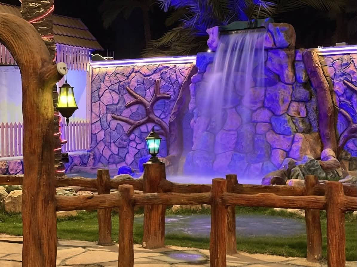 مزرعة ريحانة للإيجار اليومي 🏡🌳
📍 الموقع: بغداد – الدورة – البوعيثة

✔️ أجواء هادئة ومناسبة للعوائل والشباب

✔️ مساحة واسعة وخدمات متوفرة

✔️ مثالية للراحة والونسة

📌 للحجز والاستفسار يرجى الاتصال أو المراسلة على واتساب: 

- *********** 

 موثق في تطبيق اجرلي لسياحة المزارع في العراق 🇮🇶

