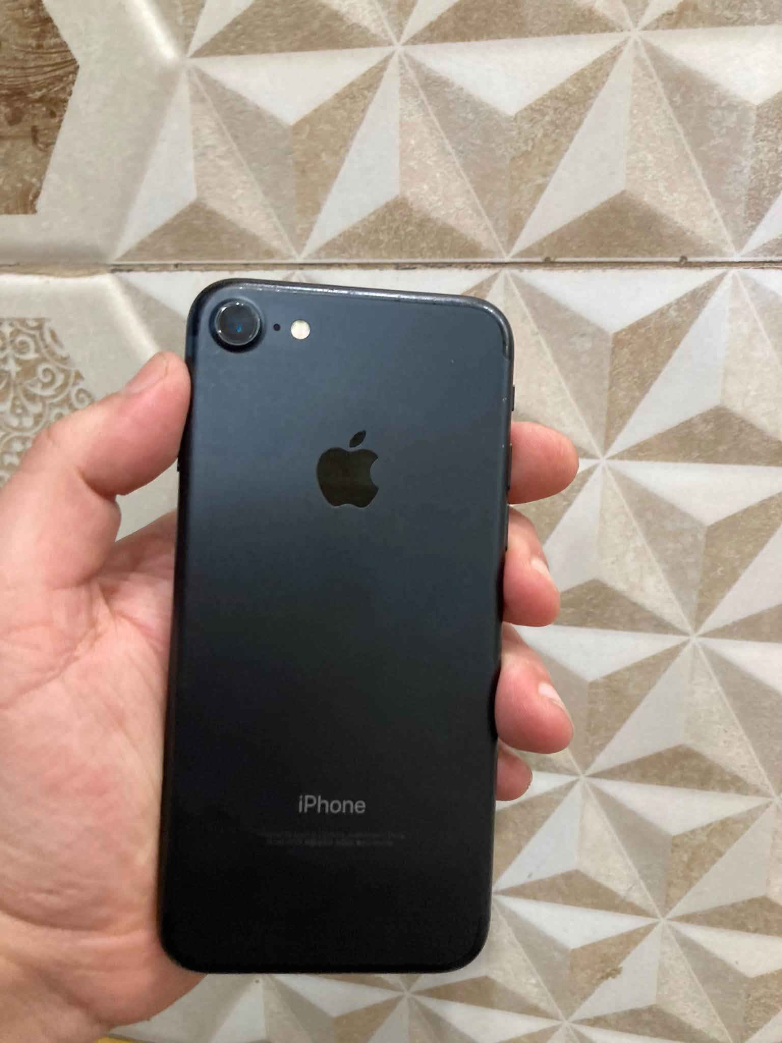 ايفون 5 • ايفون 5s • توصيل