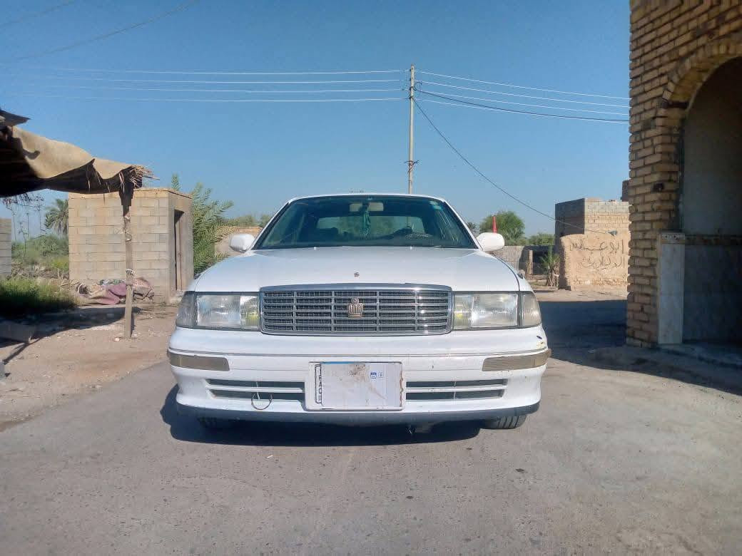 سلام عليكم بطه للبيع منفصل رقم ميسان بأسمي مداور ثاني يوم كفاله عامه  سياره جاهزه  تبريد ثلج تدفئة  الموديل 2000 سنويه تنتهي  2028 العنوان ميسان ناحيه السلام السعر 60 وبيها مجال حق الجيه عله رقم  الهاتف ***********
