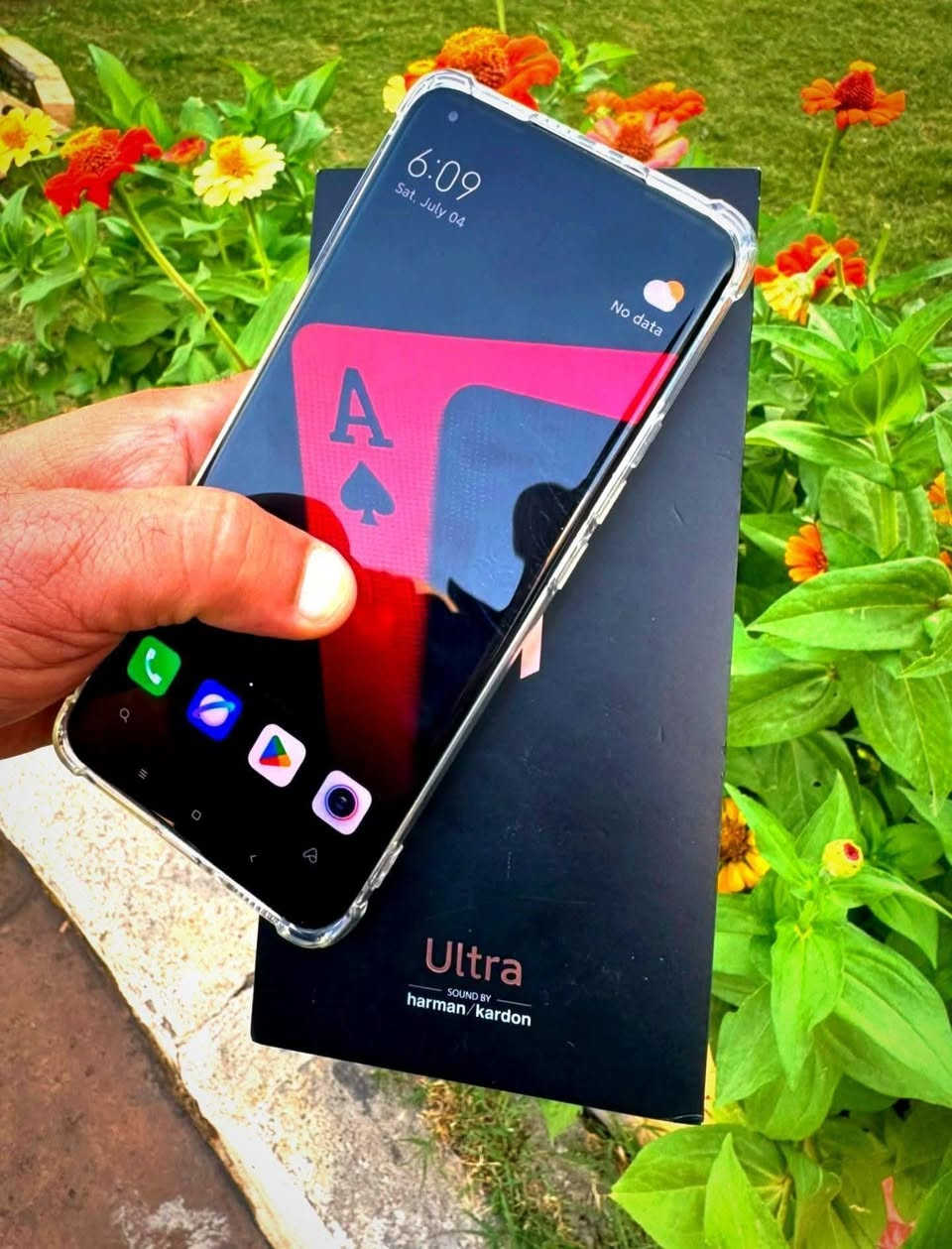 Xaomi 11 Ultra العملاق
2 Sim
برنامج انكليزي 🇨🇳
رام 12 ذاكره 256
نظافه 💯 يشبه الجديد
فيديو 8k 💥
وزن الهاتف 234 g
سعر 360 الف قفل 
*********** دهوك
