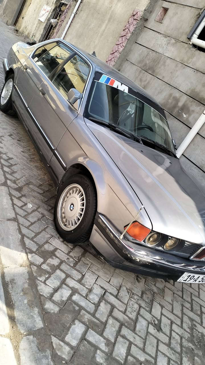 سلام عليكم BMW البيع مديل 91 حجم 730
محرك سته سلندر مصبوغه عام الجماليه 
كير ومحرك وصدر جديد رقم دولي كربلاء بسمي تحويل ثاني يوم بيع او مراوس حسب القناعه السعر 45 وبيها مجال قليل مكاني بغداد 
***********
