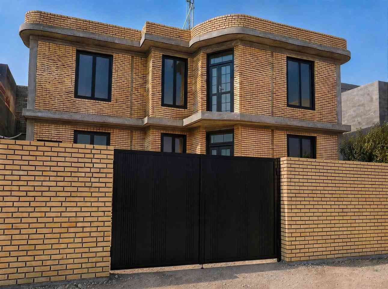 🔥 ابنِ بيتك وأنت مرتاح مع شركة أرض الماس للمقاولات! 💎🏗️
​تحلم ببيت العُمر؟ شركة أرض الماس وياك من الأساس للسطح!
​تعلن شركتنا عن تنفيذ كافة أشكال البناء والهياكل، مع ضمان كامل لحقك وراحتك:
​✅ عقد ومكاتبة رسمية: اتفاق قانوني موثق بين الطرفين يضمن كل شروطك ومواصفاتك.
✅ شغل حسب الطلب: ننفذ بالظبط مثل ما ترغب وتتفق معنا.
✅ دقة وإتقان: كادر متخصص يهتم بأصغر التفاصيل.
✅ التزام بالمواعيد: تسليم بالوقت المحدد بدون أي تأخير.
​📲 للتواصل والاستفسار المباشر:
​👤 عدنان: ***********
👤 محمد: ***********
👤 أنمار: ***********
​💡 أرض الماس.. الدقة والتطور في بناء المستقبل.
