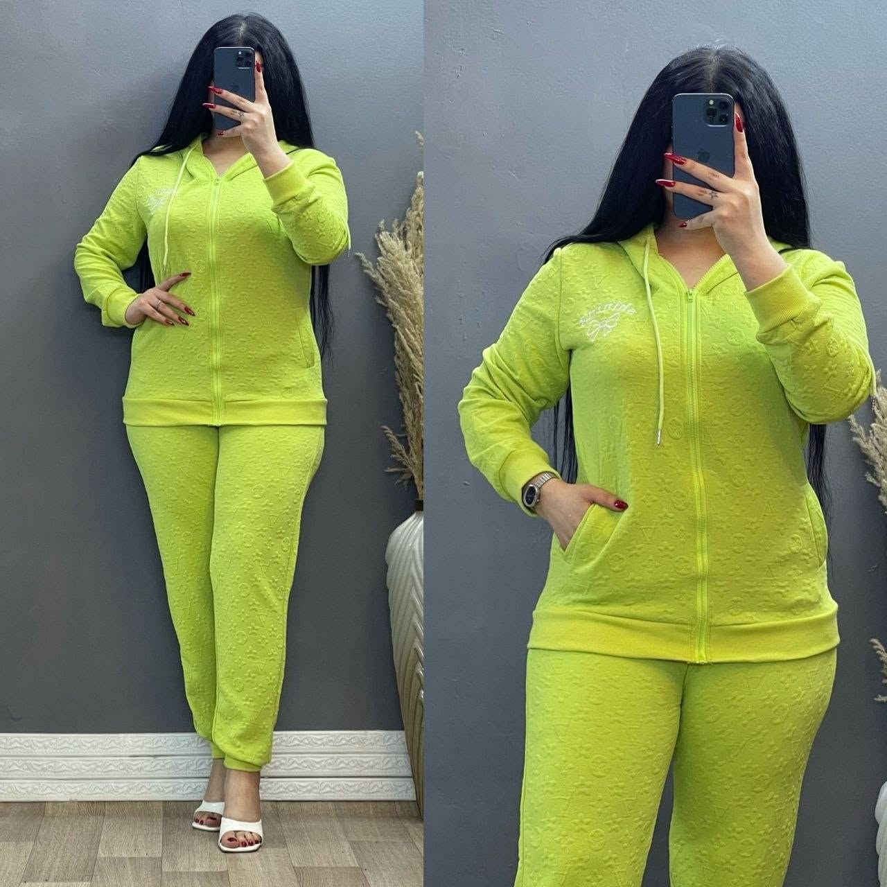 جديد كشكول لموسم الشتاء ❄️☃️

تراك نسائي سحاب جاكار  

الخامه جاكار معجن ماركات  

القياسات  L _ XL _XXL  _ 3XL   

قالب رهي جداً

سعر الدرزن 105 الف 

نص درزن 53 الف
