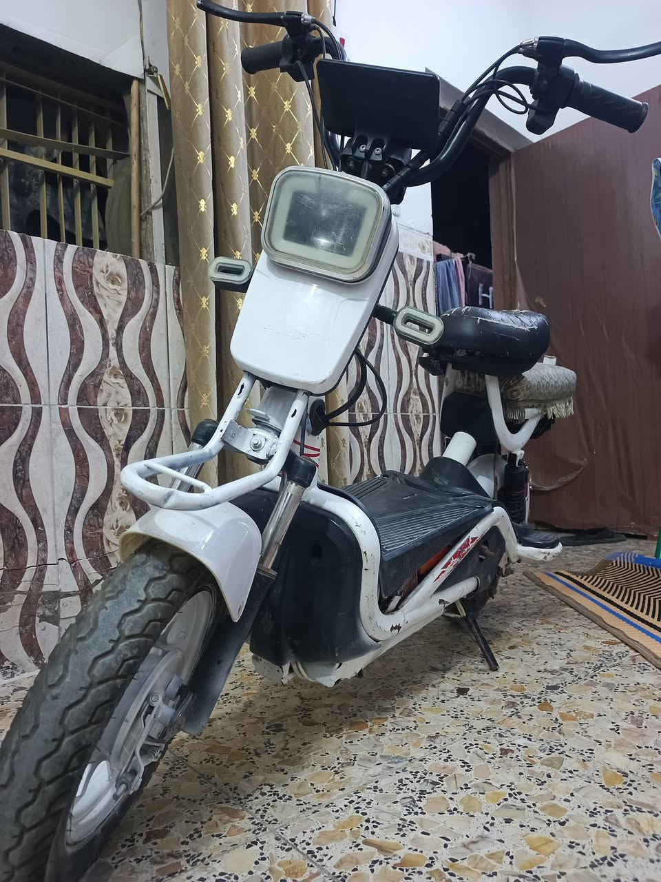 الشعب
سلام عليكم دراجه شحن حجم 14للبيع نقص بس عقل السعر 150وبيه مجال العنوان بغداد الشعب الاستفسار ***********
