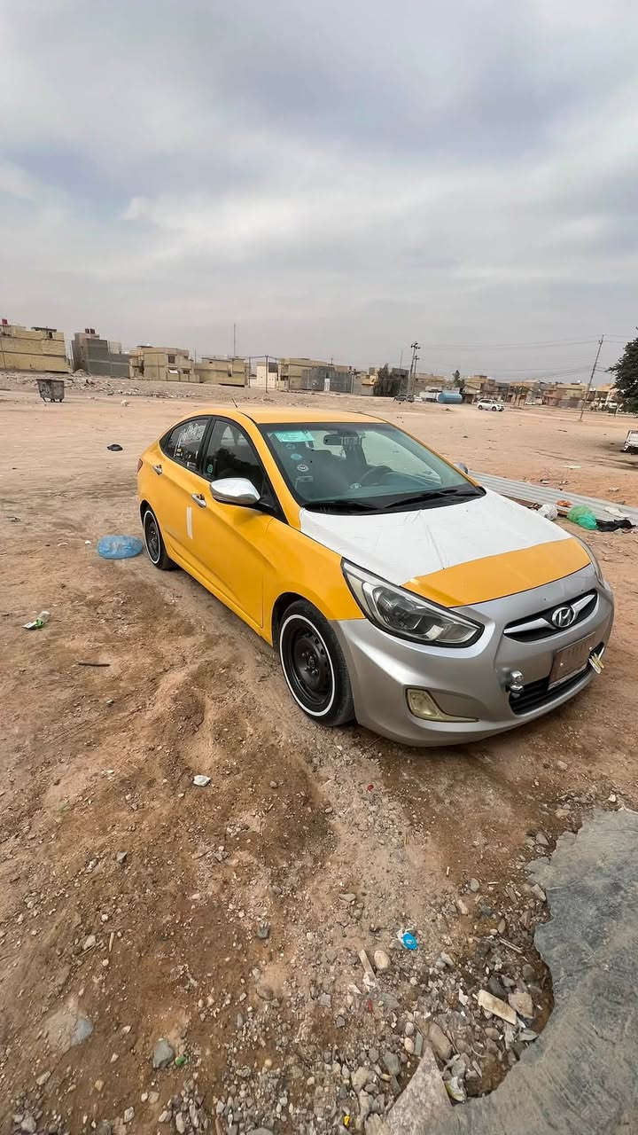 السلام عليكم
اكسنت مضلع خليجي مشروع وطني بغداد محرك1600 قطرتين جاهزه 
كير مكينه تبريد
تخم تاير مارشلونه
شاشه حساس خلفي ايكو
لايت زرع عدسات عالي ناصي
دوشمه جديده 
السياره بدون نقص جاهزه
السعر 78 مكان بغداد كاظميه
***********
