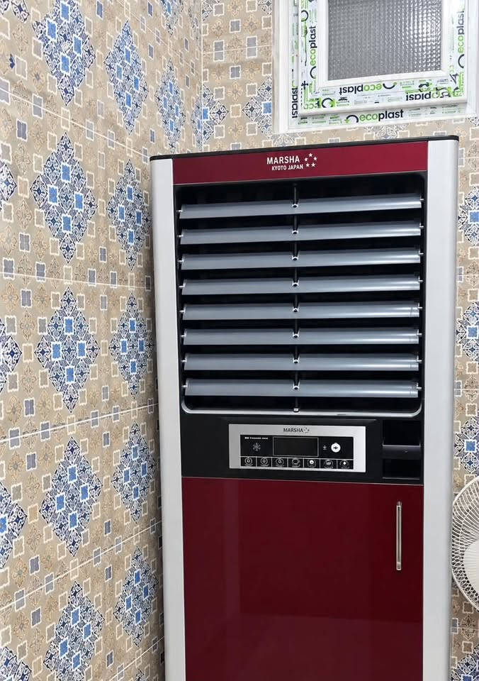 السلام عليكم مبرده للبيع 65 وبيها مجال
***********
