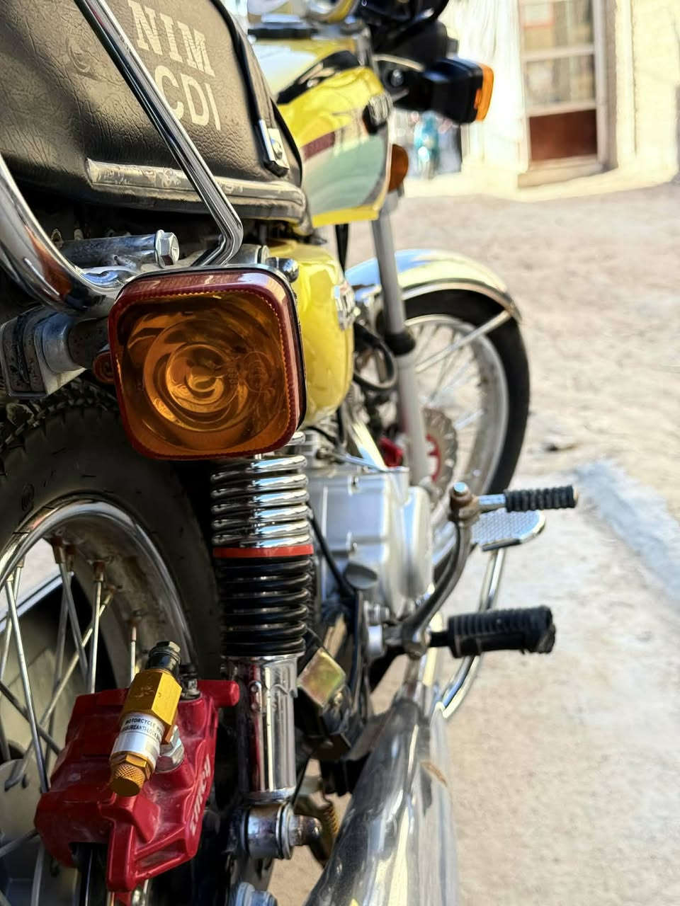 نامة متياز مديل24طالعة با25كفالة عامة مكينة مامفتوح بس بريك الورة بي مشكلة
السعر 575 بية مجال ***********
