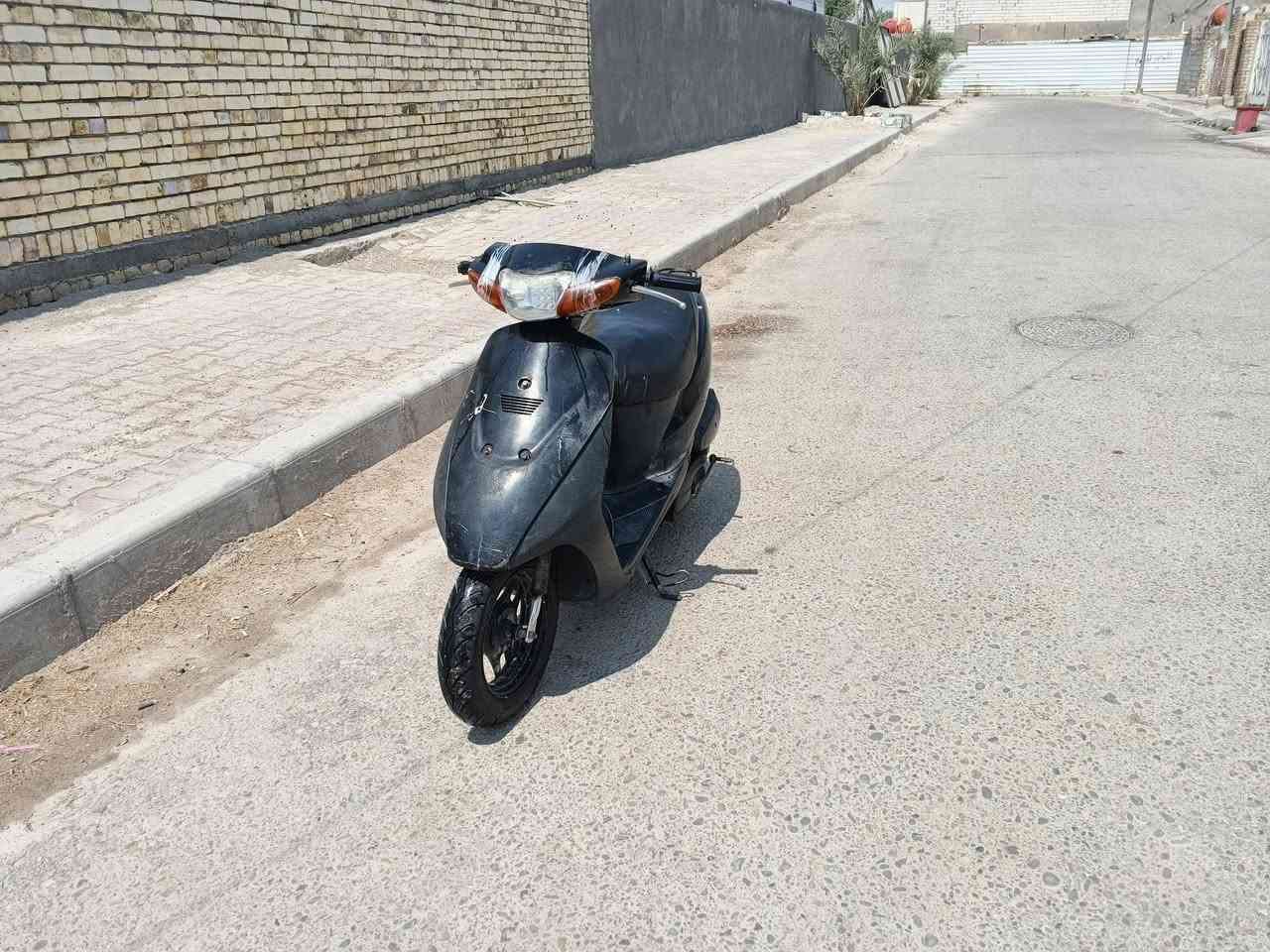 سلام عليكم شباب ساسوكي رياضي للبيع دراجه حلوه وخير من يم الله نكره سلف لايت ثلجي كل الغراض بيهه تفصيخ اصلي شادلهه كابريته تفصيخ سلف تفصيخ عقل تفصيخ صلنصه ام الكاتم الصليه كله بيهه تفصيخ اصلليي مكاني ميسان المجر الكبير السعر 250 وبيهه مجال اتصال واني خادم ***********
