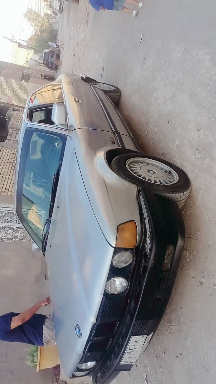 بيئم مديل91سياره جاهزه وترايه يخبل ناعمه ورزانه مكينه وكير ياباني ملكه بل كارتون تبريد شغال بس غاز منضومه كامله كهربائيات كله شغاله تخم تاير رقم مثنى بسمي بكاني بغداد بلديات سعر25قفل *********** بدون مراوس
