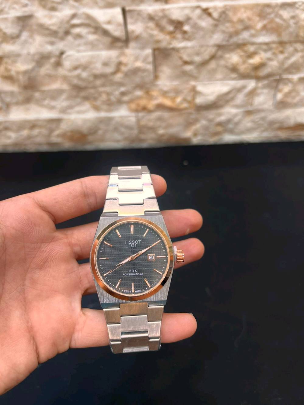 ⌚✨ أناقة الوقت تبدأ من هنا ✨⌚

🔥 ساعات راقية بتصاميم عصرية وفخمة
💎 جودة وأناقة تليق بكل مناسبة
🎁 اختيار مثالي إلك أو هدية لشخص تحبه

📦 توصيل لجميع أنحاء العراق 🇮🇶
💰 أسعار مناسبة ومنافسة
📲 للطلب والاستفسار واتساب: ***********

✨ لا تخلي الوقت يمشي بدون أناقة…
⌚ اختار ساعتك وخلي حضورك يحچي عنك 🖤

━━━━━━━━━━━━
👑 الجود لبيع الساعات
⌚ وقتك… يستاهل الفخامة ✨