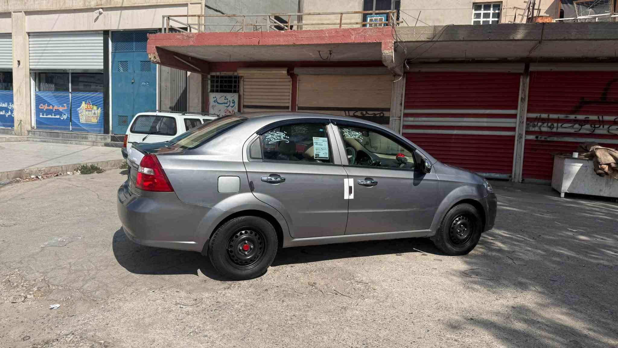 أفيو خليجي
بدون صبغ 
جامات كهرب 
مري كهرب 
تبريد ثلج 
كير ومحرك شرط 
كوبون بانزين سنويه جديد شرط التحويل 
الهزه جديده السياره جاهزه من كلشي تايرات بطاريه كلو جديد 
السعر 63 
للاستفسار 
***********
