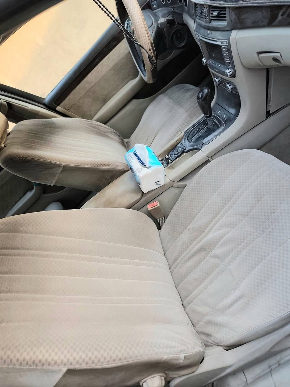 بيع مستعجل سعره مناسب 
 كابرس أصفر تكسي مديل 2009 محرك وكير vvt 3000 كير اتوماتيك مكينه وكير حلوات رقم بصره الماني أجره تحويل ثاني يوم مكانه البصره السعر 22 ورقه الشراي يتصل *********** .
