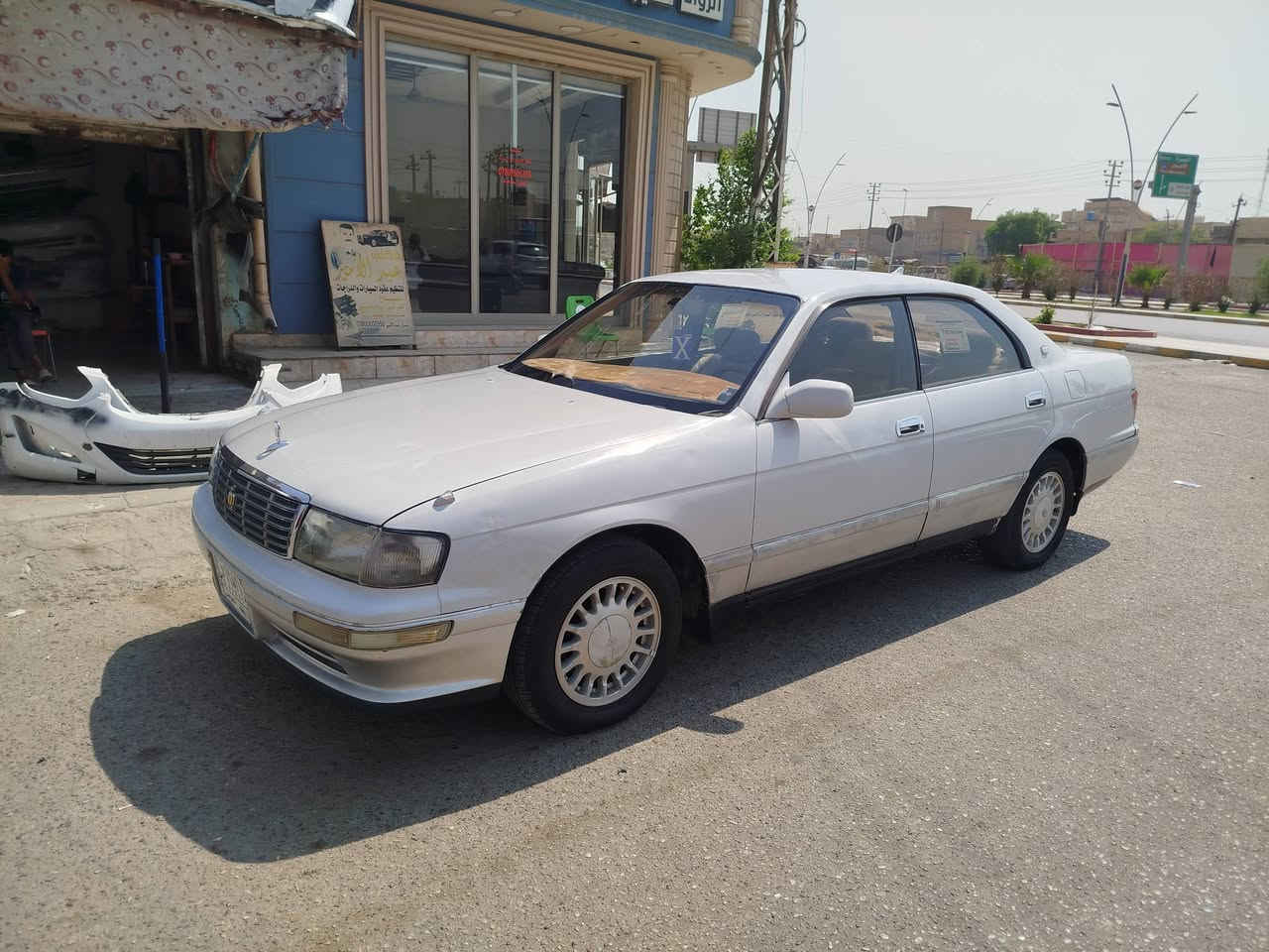للبيع بطه موديل 1993 فصل مكفوله من الكص والعيب الشرعي والكلبه والضربه القويه جاهزه من كلشي محرك وكير وتخم تاير وحداديه وكهربائيات وتبريد ثلج مابيهه اي نقص ترايك وين متريد وشرط 180امشي بيهه دواخل جديده شاشه وكامره مابيهه ولا غلطه سياره جاهزه من كلشي رقم بغداد تحويل ثاني يوم مكاني السياره ناصريه المركز السعر 58وبيهه مجال حك الجيه للاستفسار ***********
