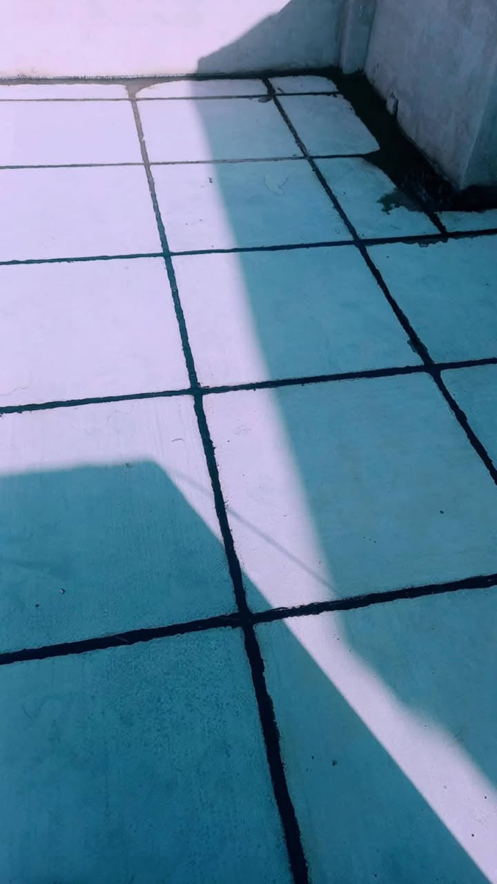 يا الله عمل الاسطح بل زفت والماستك واعاده الماستك معه الاضافه والكوي كرسته وعمل درجه اولى لكافت المساحات لتواصل ***********
