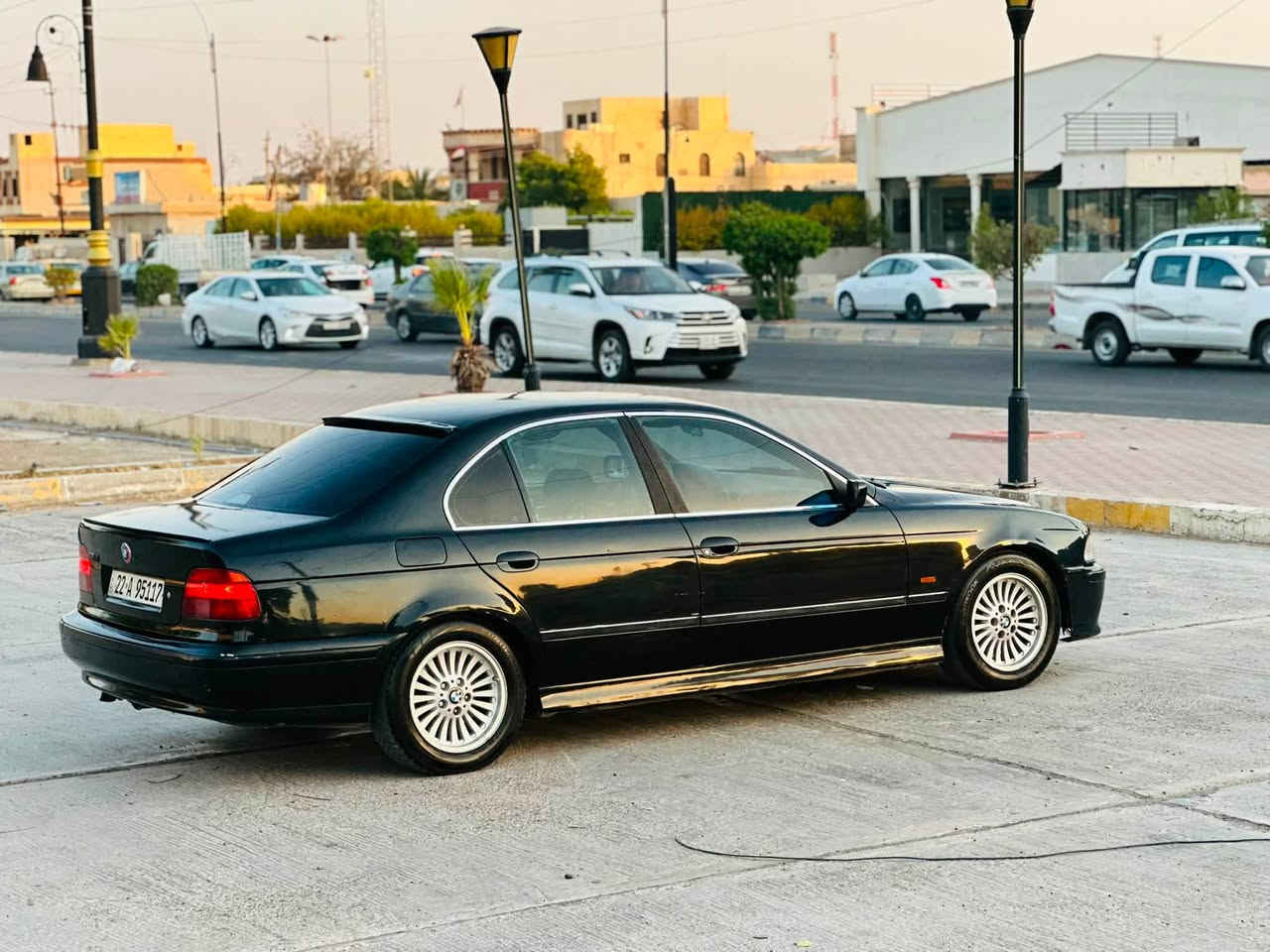 السلام عليكم للبيع بي ام صقر موديل 1998 محرك شرط كير شرط صدر امامي خلفي جديد تخم تاير جديد تبريد ثلج 🧊 بلاد السياره صبغ عام جماليه بدون اي حادث السياره غرفه جديد رقم اربيل سنويه جديد لل2028 هزه جديد بدون اي نقص شرط السعر 68 وبيها مجال يرهم مروس حسب القناعه مكاني تكريت ***********
