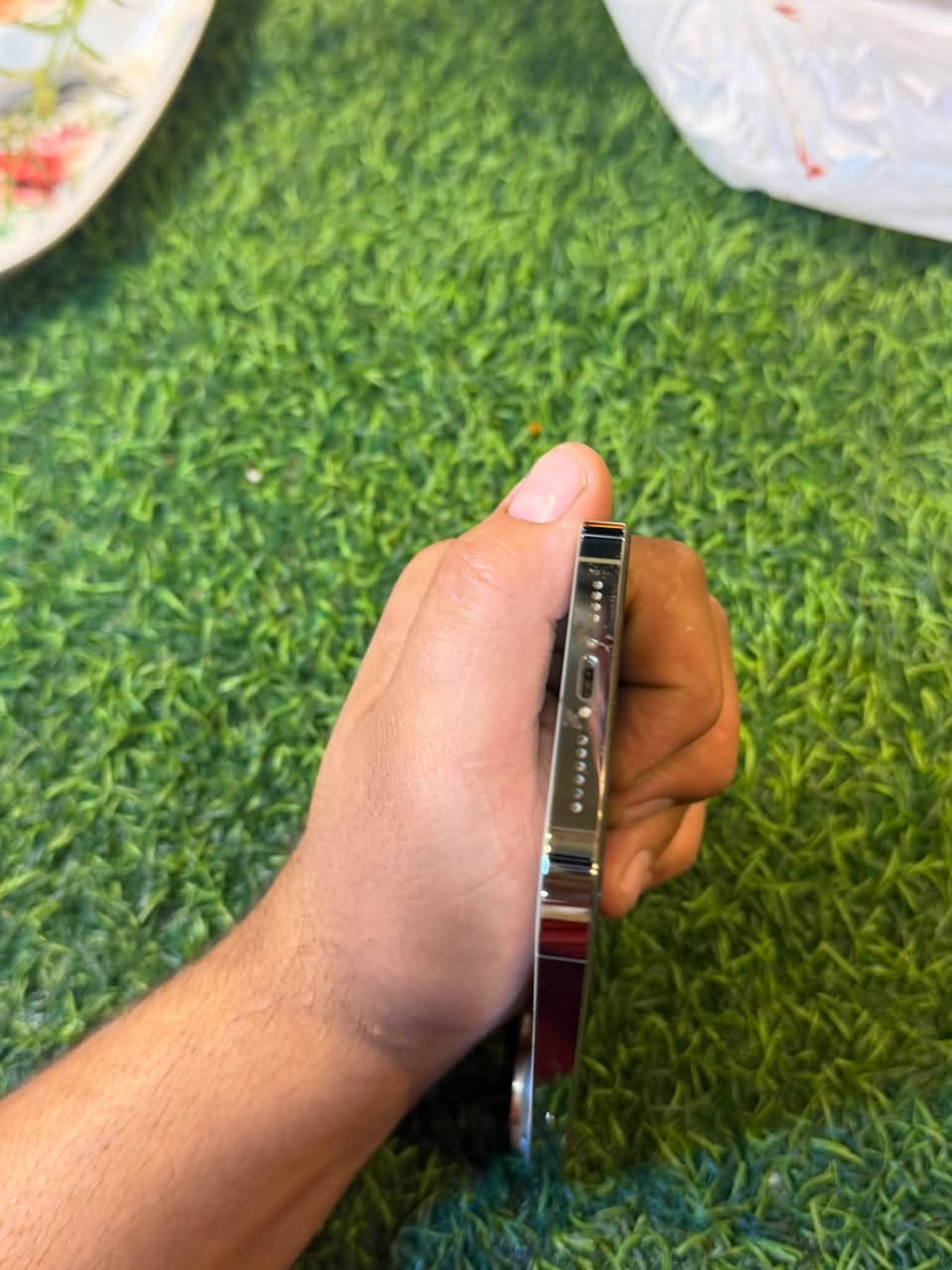 آيفون ١٤ برو ماكس • ٢٥٦ • ضهر مكسور