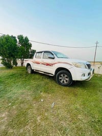 هايلكس دفع رباعي • ٢٠١٣ • بغداد