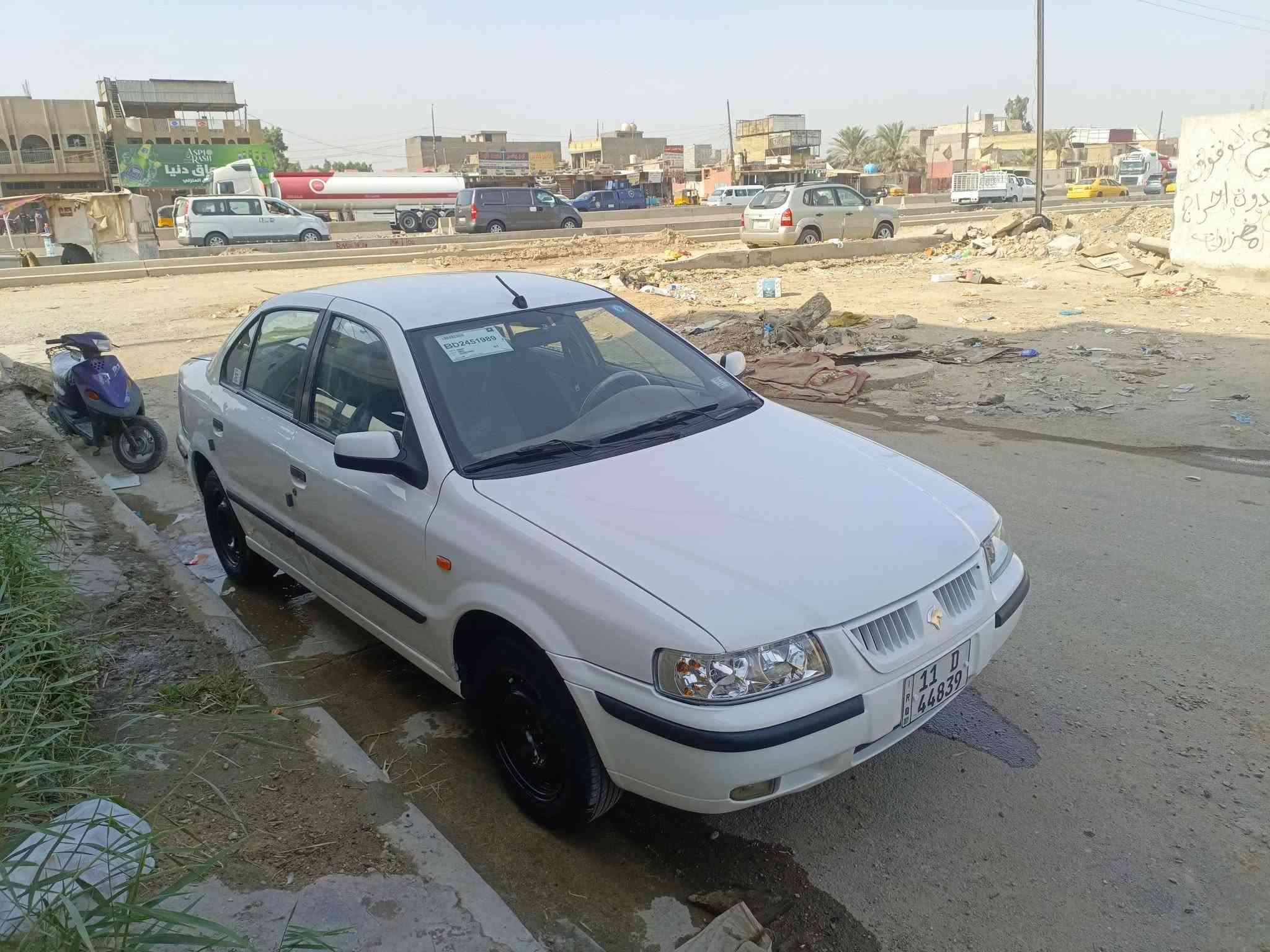 سمند ٢٠١١ • ماشي ١٧٠الف • بغداد الشعب
