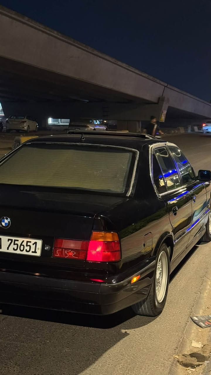 بي ام دبليو 520 • مكينه 528 • نجف الاشرف