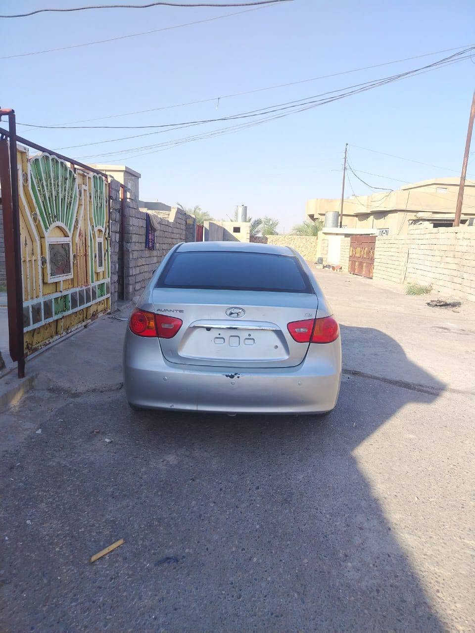 السلام عليكم
يوجد افانتي للبيع أدوات 
تبريد شرط 
محرك كير شرط 
سيارة نظيفة حيل وسعرها مناسب للشراي 
 $41وبيها مجال 
مكاني قرية البوطعمه 
رقم الهاتف ***********

