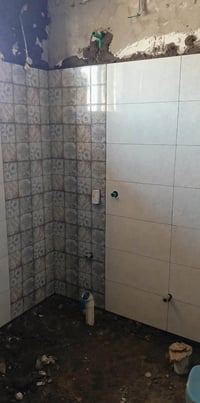 اتصل وادلل ٠٧٨٩١٦٥١٩٩٩ ارضيه وجدران سعر مناسب شغل حلوو ومرتب  ما نطلع ...