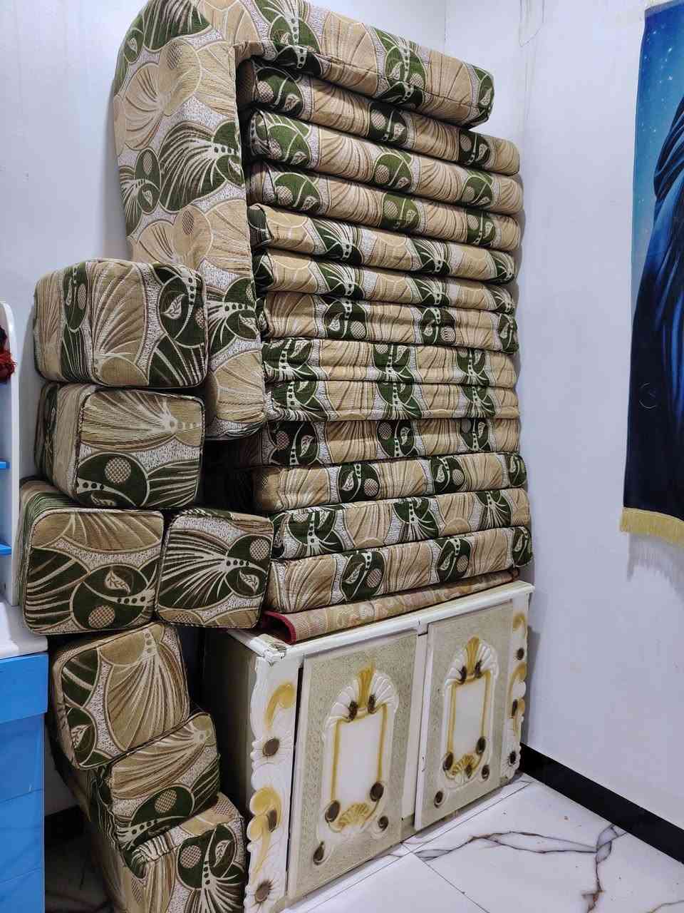 المكان الرفاعي • أغراض • سرير